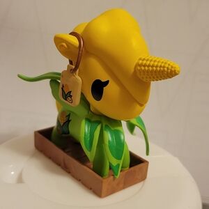 Tokidoki Unicorno Veggie Series  - Corny w/ sticker sheet